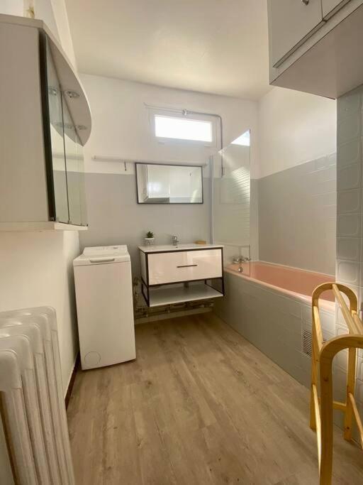 Le Buffel - Appartement 4 Chambres, Parking, Wi-Fi, Tram - 8Pers Montpellier Kültér fotó